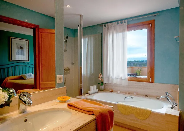 Mit 5 Schlafzimmern Und Pool Auf Dem Lande By Interhome Santa Margalida