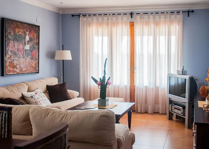 Mit 5 Schlafzimmern Und Pool Auf Dem Lande By Interhome